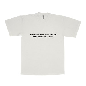 Diese Stiefel sind gemacht für Grafik T-Shirt Cowboy Boot Cowgirl Stiefel Lustiges Weihnachtsgeschenk