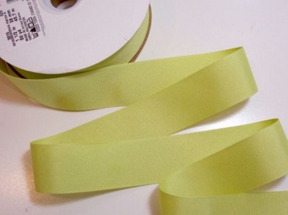 Offray Ribbon, Green 1/8 inch Tafetta Polyester Ribbon, 3 Yards