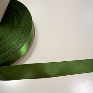 Green Ribbon, Moss Green Single-Face Satin Ribbon 7/8 inch wide x 10 yards, Schiff Ribbon, Bin 21