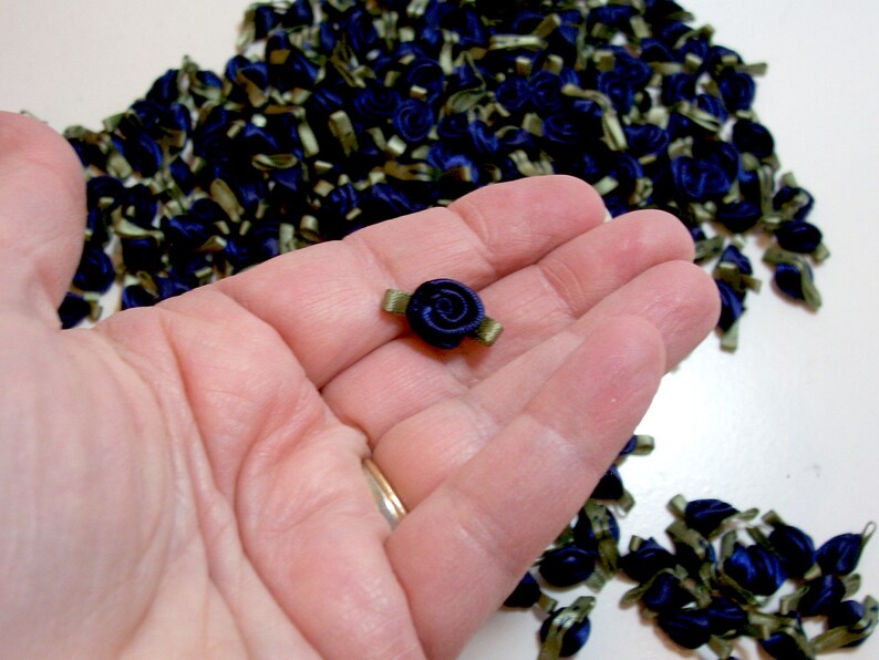 Blue Roses, Navy Blue Flower Appliques, Offray Small Ribbon Rose Satin Flowers X 20 pieces, Navy Blue and Willow Green, 296 image 3