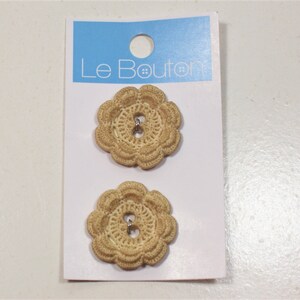 Tan Flower Buttons, Tan Button x 2 Pieces, Plastic Button, 2 hole Button, Le Bouton, 130 image 3