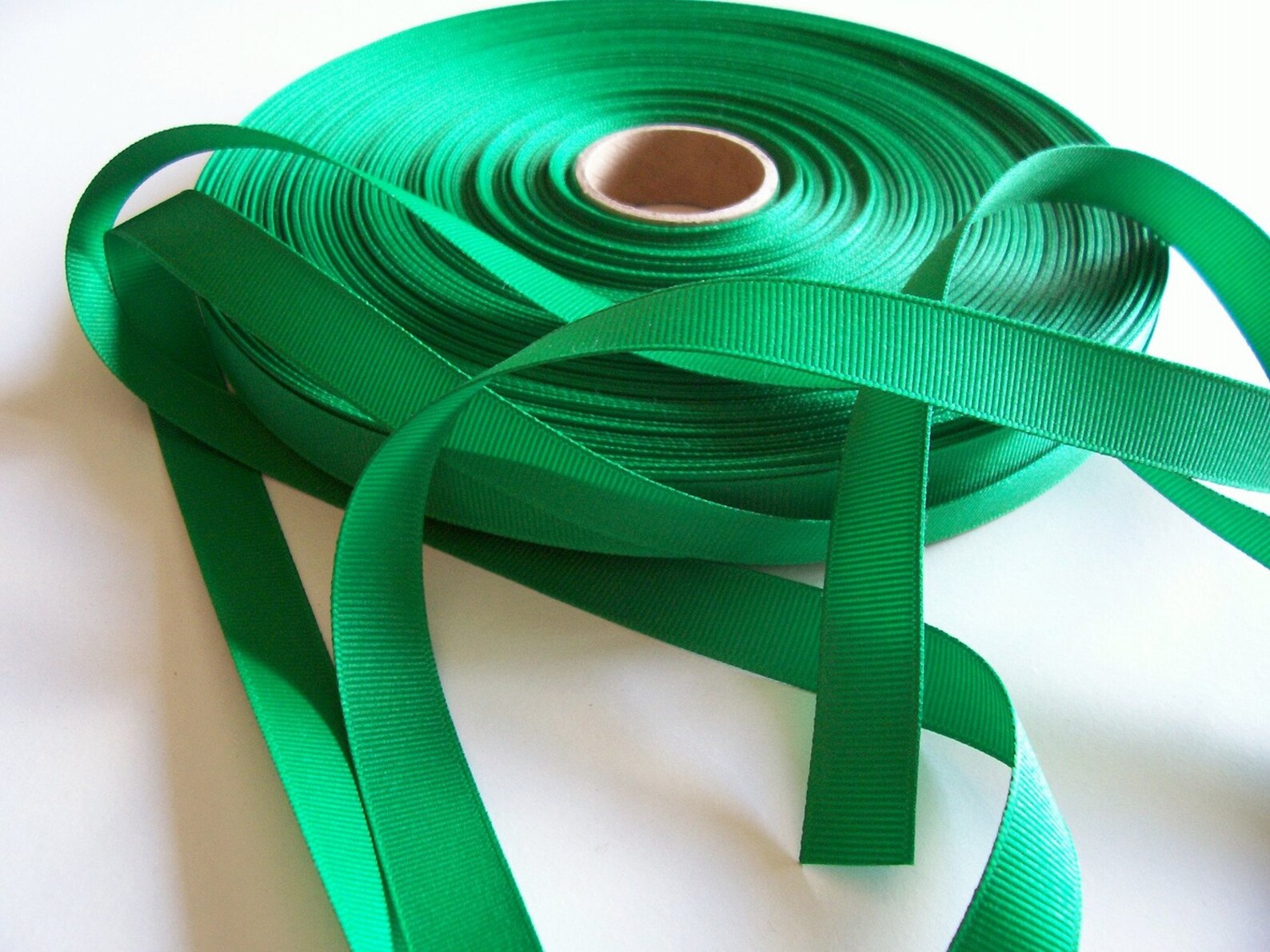 Green Ribbed Ribbon Green Ribbon, Kelly Green Grosgrain Ribbon 5/8 Inch Wide X 10 Yards ...