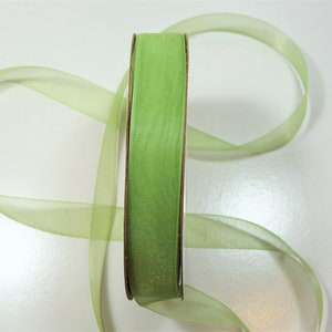 Green Ribbon, Offray Lady Chiffon Kiwi Green Organza Ribbon 7/8 inch wide x 10 yards, Bin 38