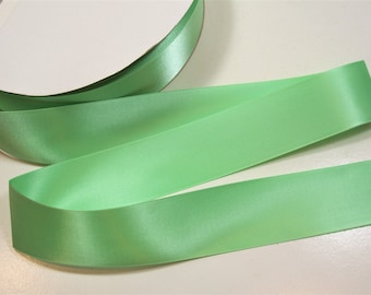 Mintgrünes Satinband, 1 1/2 Zoll breit x 10 Yards, doppelseitig, Marke Schiff, Fach 31