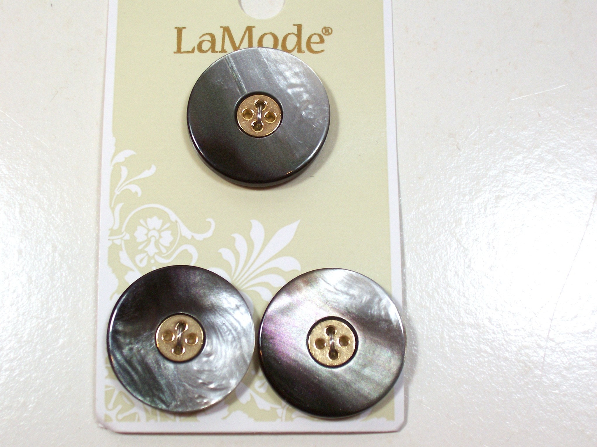 Le Bouton Tan 7/8 4-Hole Wood Buttons, 2 Pieces 