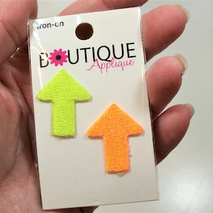 Neonpijlpatches, 2 geborduurde opstrijkpatches, gele en oranje pijlapplicatie, prullenbak 17