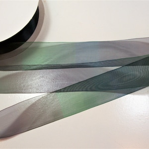 Doorzichtig ombre lint, blauw, groen en roze organzalint: 1 1/2 inch breed x 10 yards, Schiff Jewel Tone Elegance, prullenbak 64