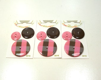 Art Deco Buttons, Pink and Brown Buttons x 9 Pieces, 3 Cards of La Mode Coordinates Buttons, 162
