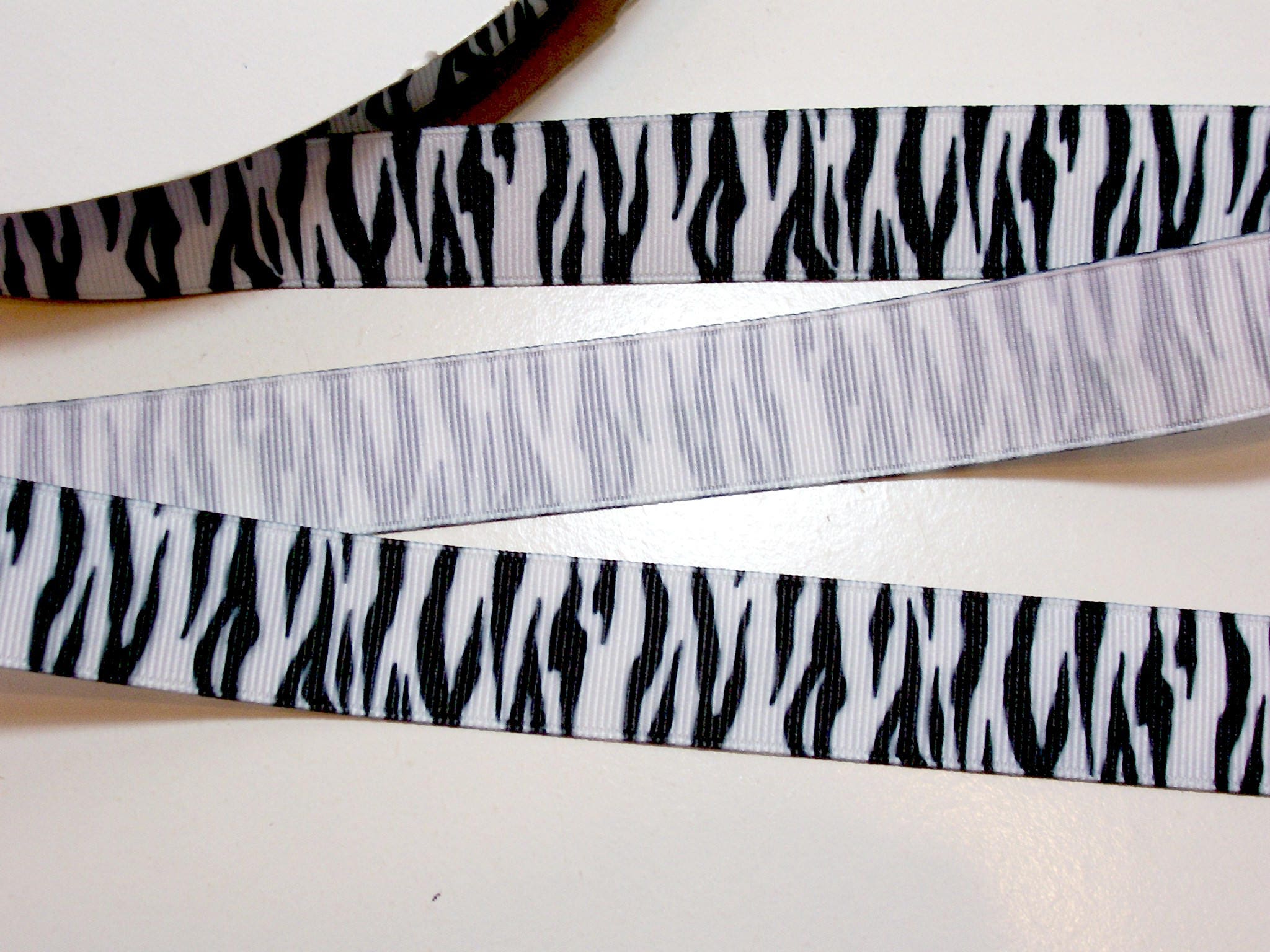 White Ribbon White Tiger Stripe Grosgrain Ribbon 7/8 Inch | Etsy