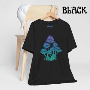 Trippy Mushrooms Unisex Tee - Psychedelic Graphic Shirt, Hippie Psychedelic Top, Retro Mushroom Tshirt, Cool Fungi Shirt, Festival Wear