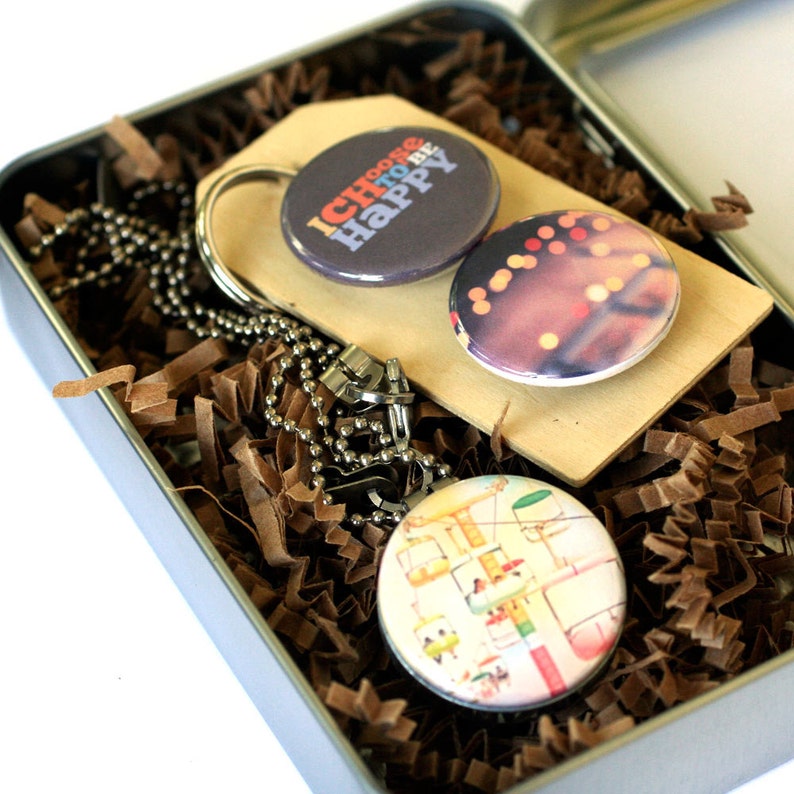 Choose Happiness Locket Necklace Gift for Girlfriend Amusement Park Skyride Photography Bokeh Necklace Photography Jewelry Fun Joy