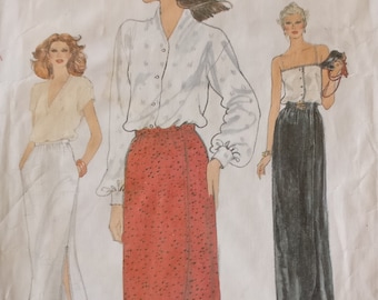 1979 Size 6 Vogue 7305 Vintage Uncut Sewing Pattern Skirt with Length Variations