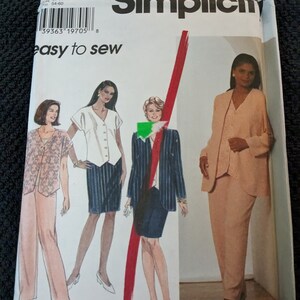 Simplicity Misses Wardrobe Pattern 7419 Plus Size 26 to 32