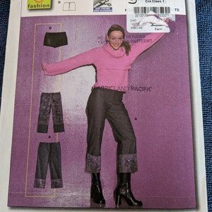 Burda Misses Pants Capris Pattern 8770