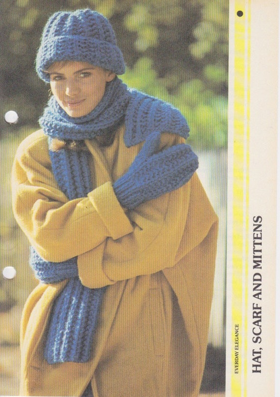 Ladies Hat Scarf and Mitten Set Winter Accessories Vintage