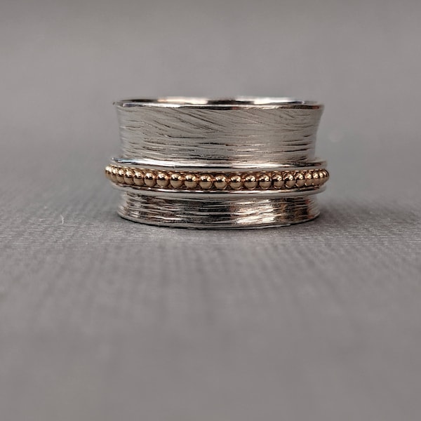 Sterling Silver Comb Texture Meditation Ring handmade