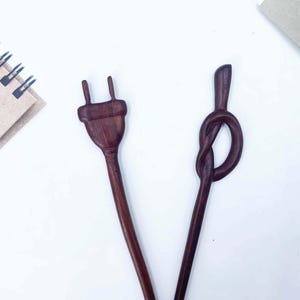 2Pcs Wooden Knife Fork Spoon Hairpin, Unique Knife Fork Spoon Wooden Hair Stick, Miniature Knife Fork Spoon Hairpin Wooden Hair Accessories