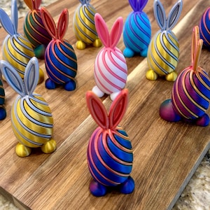 Easter Bunny Egg Fidget Toy – Multi-Color Swirl Design, 3-Inch Decor