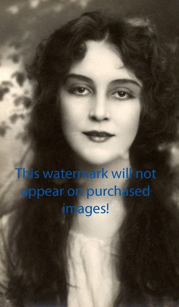 Old VINTAGE Antique LONG HAIR MAIDEN Photo Reprint Old VINTAGE Antique LONG HAIR MAIDEN Photo Reprint
