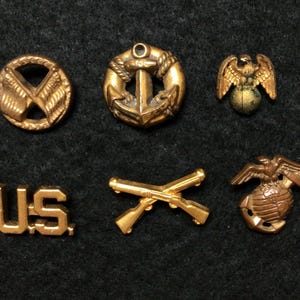 Vintage Gold Plastic US Navy-themed Button Set