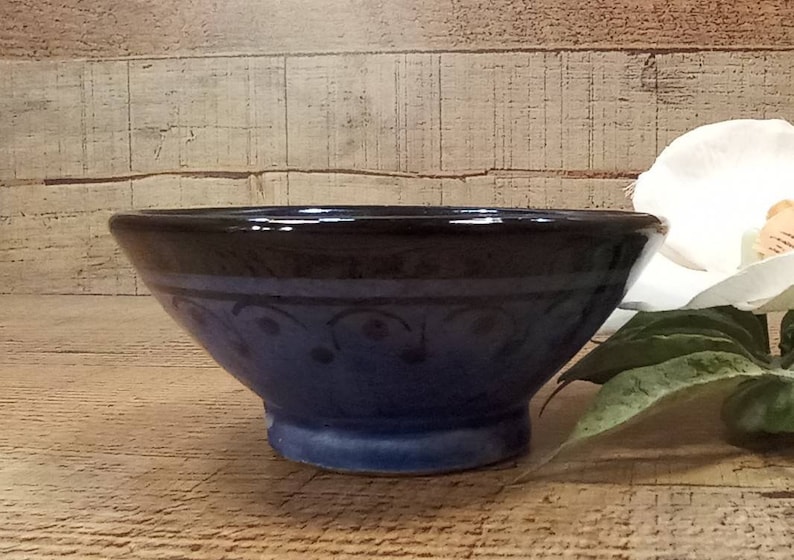 Small old Hand Painted Pottery Bowl Native Pottery Bowl Ring Dish
