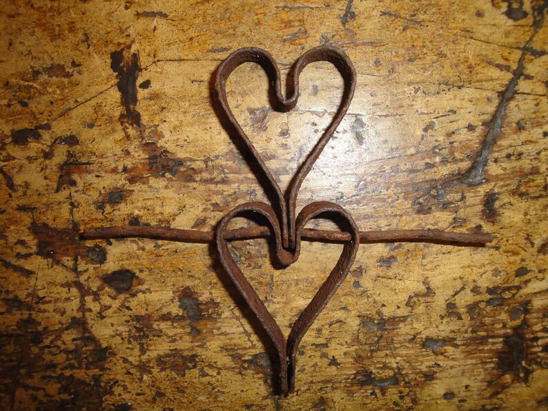 Two Vintage Metal Hearts Old Metal Primitive Hearts Etsy
