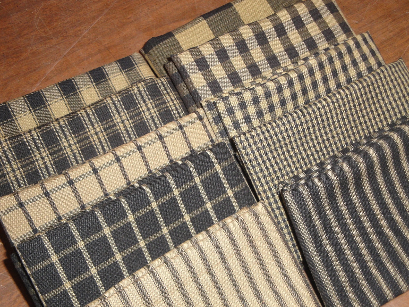 Black Tea Dye Woven Cotton Homespun Fabric Fat Quarter Bundle Etsy