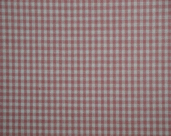 Dunroven House Pink White Small Check Homespun Fabric | Cabin Country Cottage Farmhouse Check Home Decor Sewing DIY Fabric FAT QUARTER