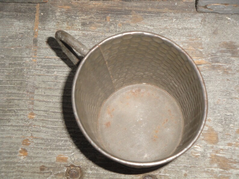 Very Old Rusted Cups Antique Old Vintage Embossed Tin Cup With Handle | Decorative Primitive ...