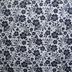 Floral Swirls White Blue Reproduction Calico Sewing Quilt Apparel | Home Decor Primitive Old Antique Vintage Look Fabric FAT QUARTER