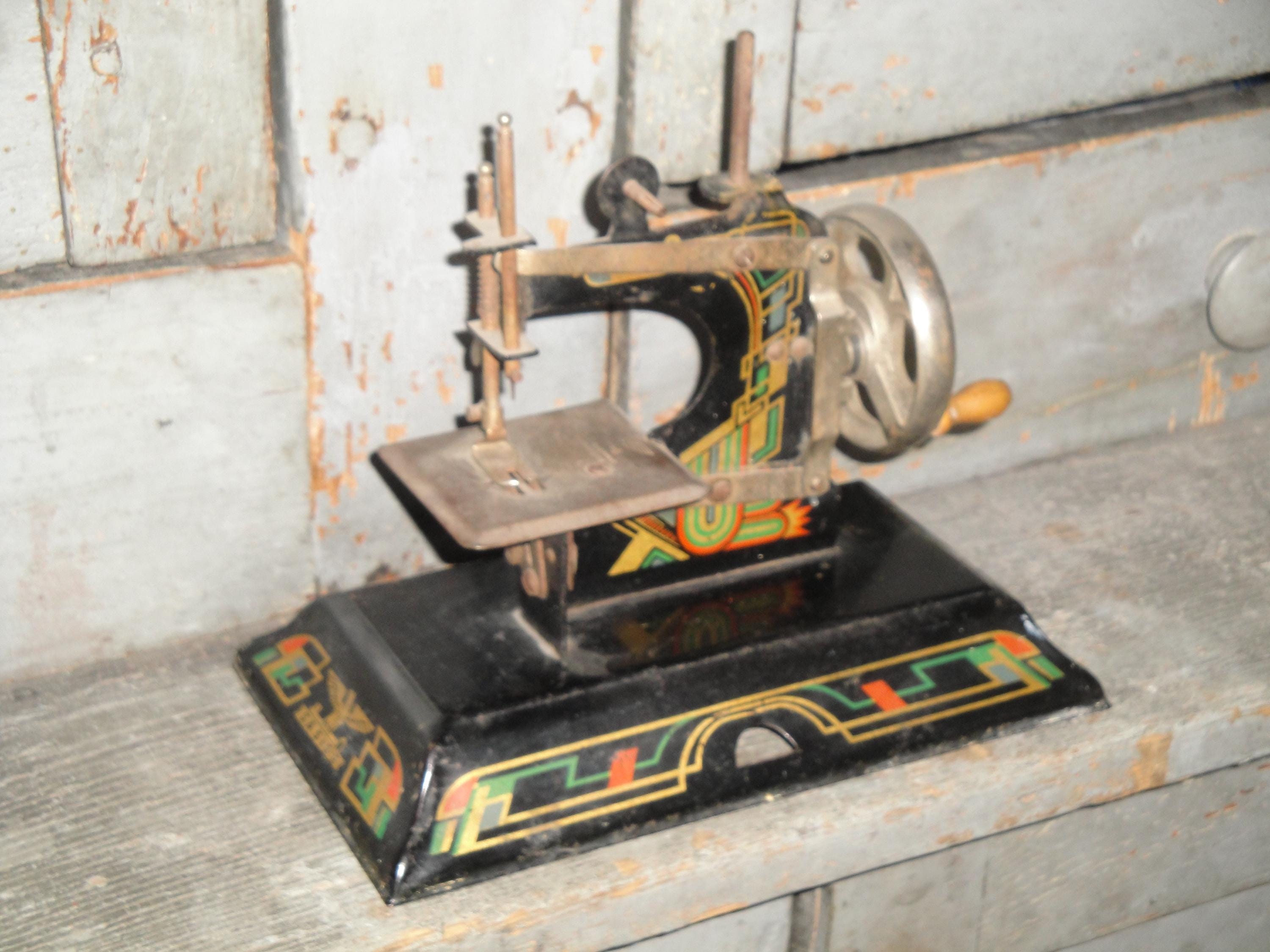 Old Antique Vintage Casige Germany Deco Childs Hand Crank Toy