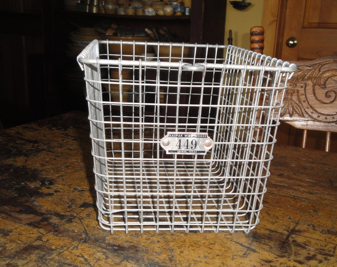 Old Antique Vintage Wire Gym Basket Kaspar Wire Works Shiner Texas
