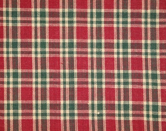 Rustic Woven Holiday Christmas Plaid Cotton Homespun Fabric | Primitive Rag Quilt Home Decor Sewing Fabric | Red Green Natural Plaid Fabric