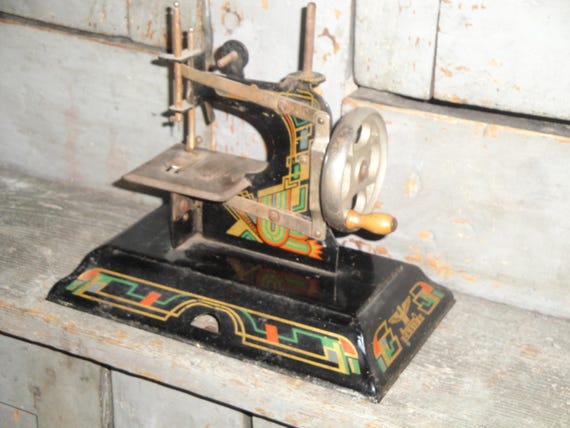 Old Antique Vintage Casige Germany Deco Childs Hand Crank Toy