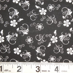 Classic Collection Reproduction Floral Calico Fabric Black White Scroll Flower Primitive Old Antique Vintage Look Fabric FAT QUARTER image 6
