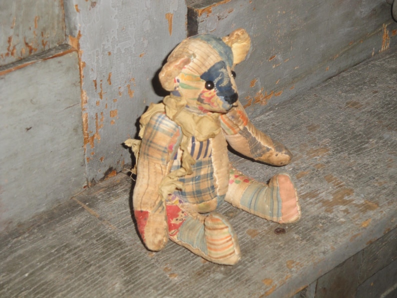 Hand Sewn Vintage Patchwork Old Ouilt Bear | Primitive Aged Tattered Jointed SMALL 7 Inch Tall Bear | Handmade Old Antique Quilt Bear image 3