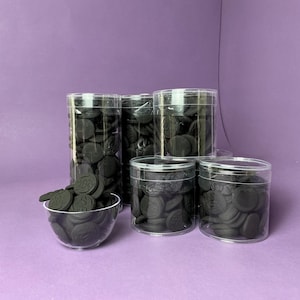 Zwarte dropmunten, hard snoep, zoet cadeau, gepersonaliseerd cadeau, zoethout. Geschenkdoos, kant-en-klare geschenkdoos voor dropliefhebbers, paascadeau