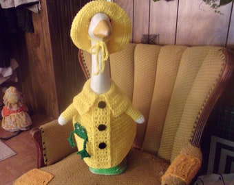 Raincoat and Frog Goose Geese Outfit Crochet Lawn Goose Clothes, Outdoor Garden Statue Dress Yard Art