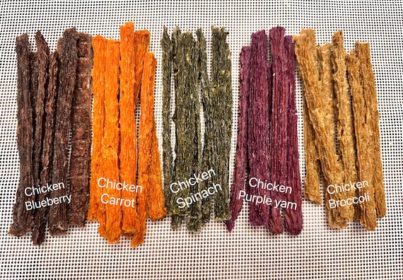 Crunchy Chicken Veggie Sticks - healthy dog treats, low calorie, nutrient-rich, pure ingredients, dehydrated, colorful, festive