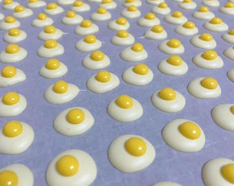 Mini Sunny-Side Up Egg Dog Treats: Human Grade Goat Milk & Egg Yolk