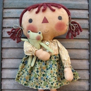 Froggie Ann EPATTERN... primitive country raggedy cloth doll craft digital download sewing pattern...PDF... 1.99