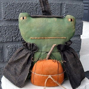 Frog Witch EPATTERN...primitive country halloween cloth doll craft digital download sewing pattern...PDF...1.99