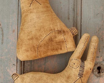 Olde Rabbits EPATTERN... muñeca de tela primitiva para manualidades de primavera y Pascua, patrón de costura descargable digital... PDF... 1,99