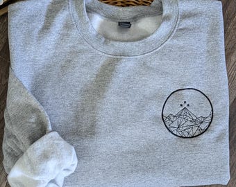 Subtle Bookish Sweatshirt | Minimalist Mountain and Stars Crewneck | Pocket Size Embroidery | Romantasy Reader Gift | Night Sky Apparel