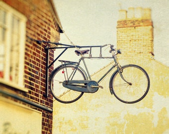 Bike photo, tour de france, bicycle shop, Oxford, British cycling team, biking, rusty, yellow ochre, Great Britain, bikers, man cave, anorak