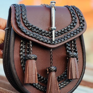 Kilt marron Sporran écossais vintage fait main avec cadenas à épingles, vente chaude antique Sporran avec chaîne et ceinture
