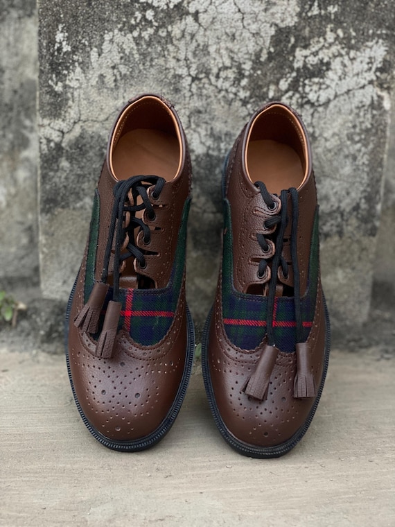 Men's Brown Real Leather Kilt Shoes Scottish Traditional Handmade Vintage Ghillie Brogues With Tartan Available in 40+ Clan Tartans
