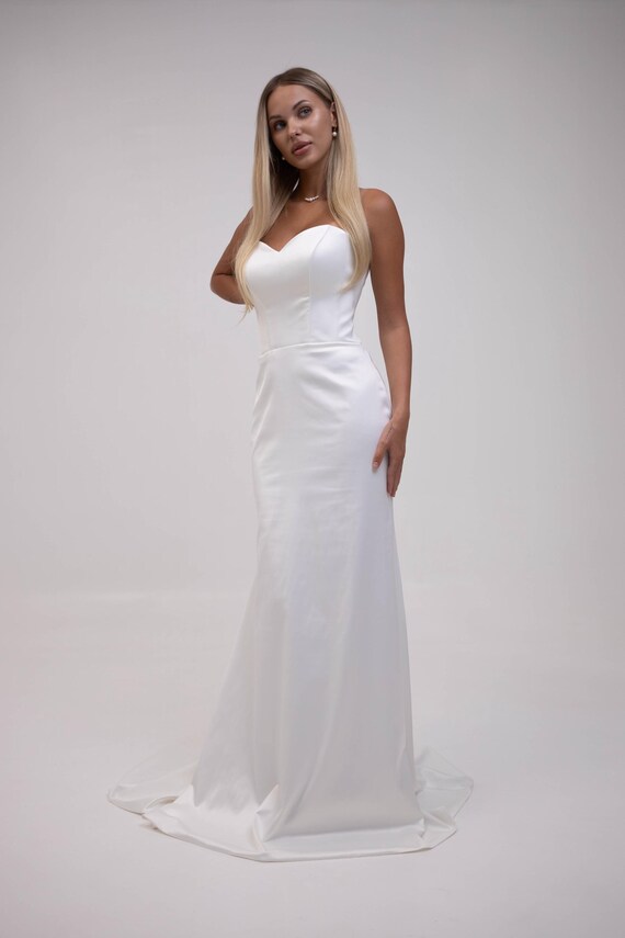 Elegant Satin Wedding Dress With Train, Strapless Corset Gown With Built-in Cups - Etsy Israel Elegant Satin Wedding Dress With Train, Strapless Corset Gown With Built-in Cups - Etsy Israel