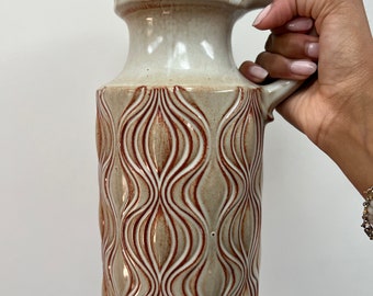 Vintage Michael Harvey Pop Art Cream Ceramic Tank T-shirt Vase