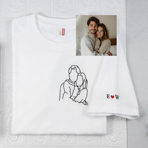 Custom paar portret shirt-gepersonaliseerde omtrek foto T-shirt, aangepaste geborduurde portret T-shirts, bijpassende tops voor koppels, jubileumcadeau